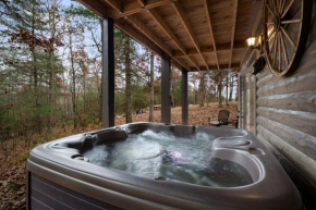 Mountain Therapy Gas fireplace hot tub firepit comfy beds